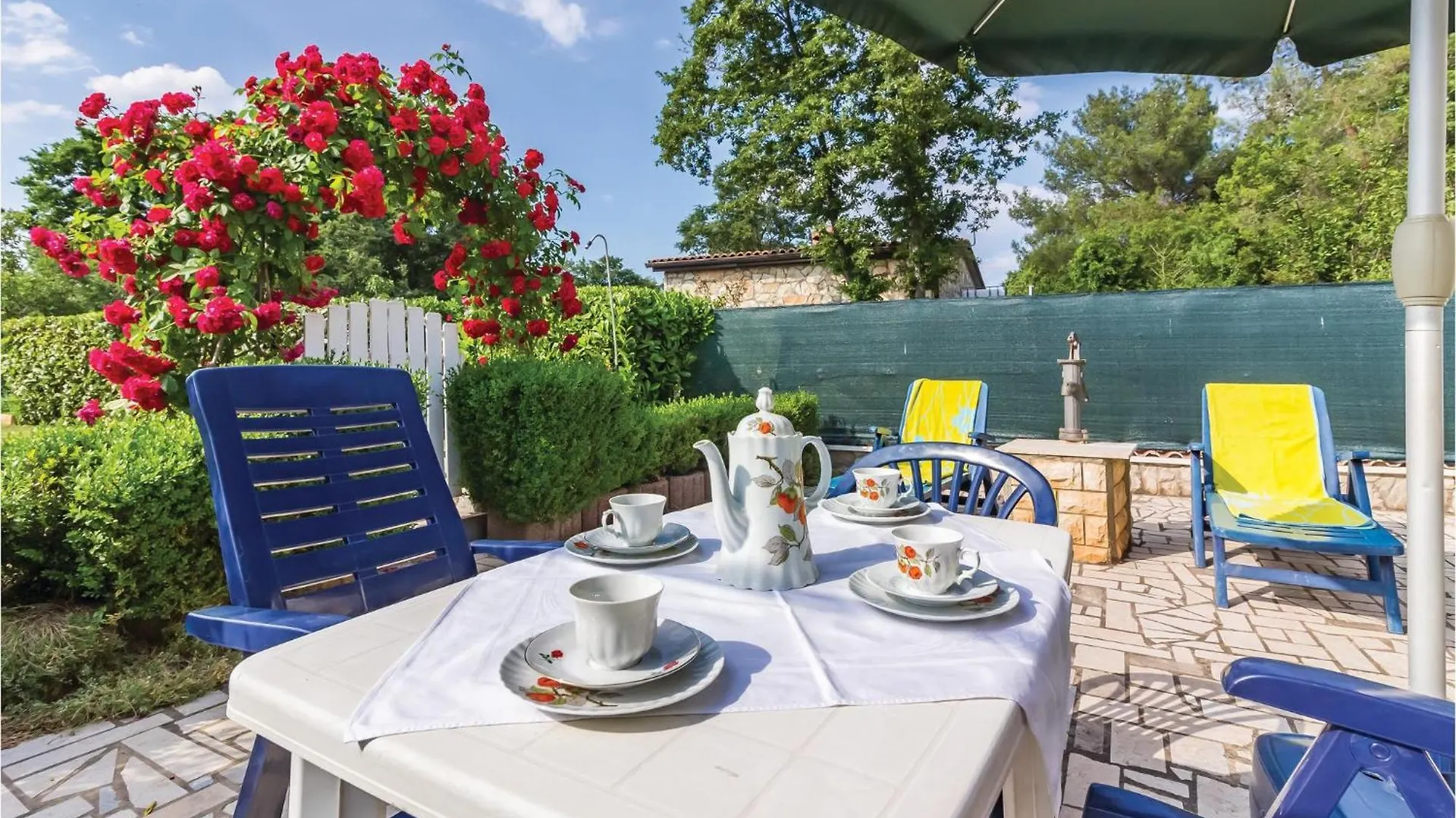 3 Bedroom Awesome Apartment In Pavicini Croatia